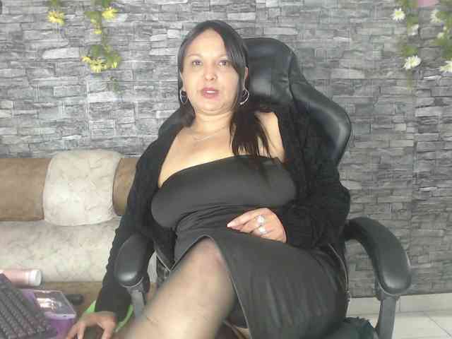 Danna-Paolaa webcam