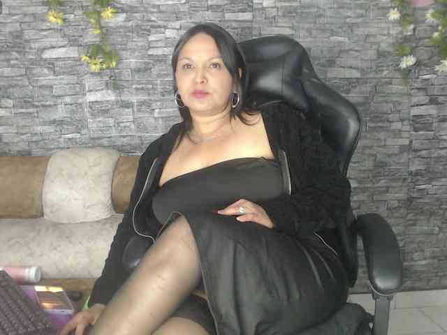 Danna-Paolaa webcam