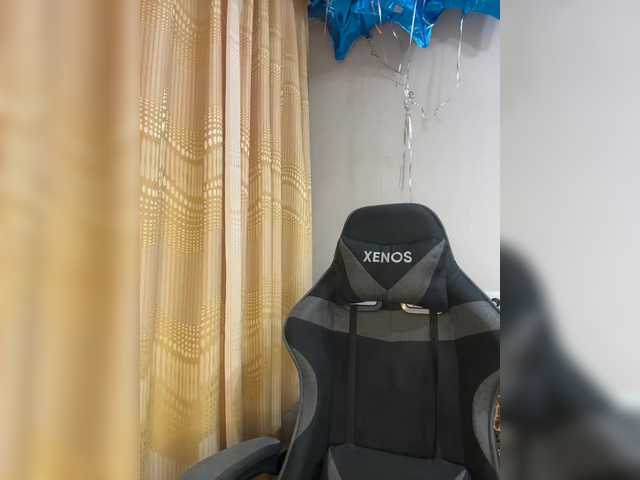 Vika19981 Live Cam Chat on BongaCams