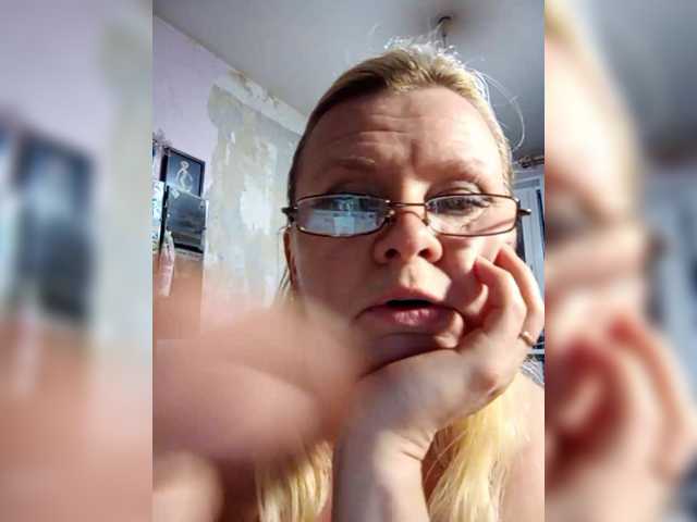 -WhiteQueen- webcam