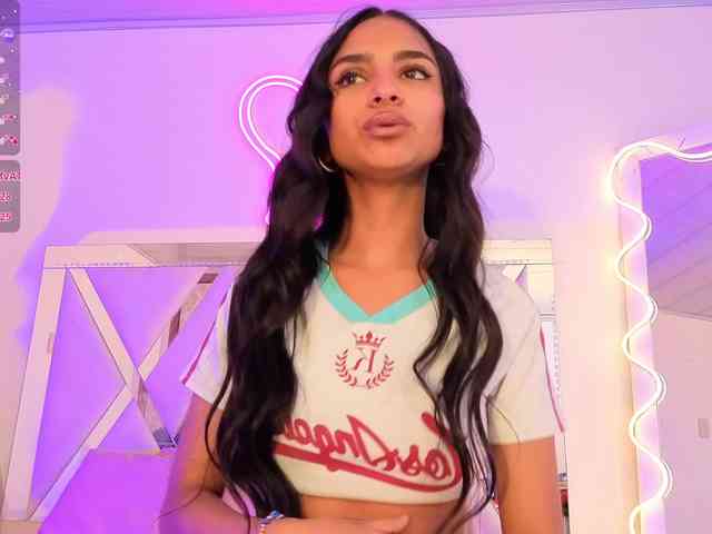 Jazmin-tay webcam
