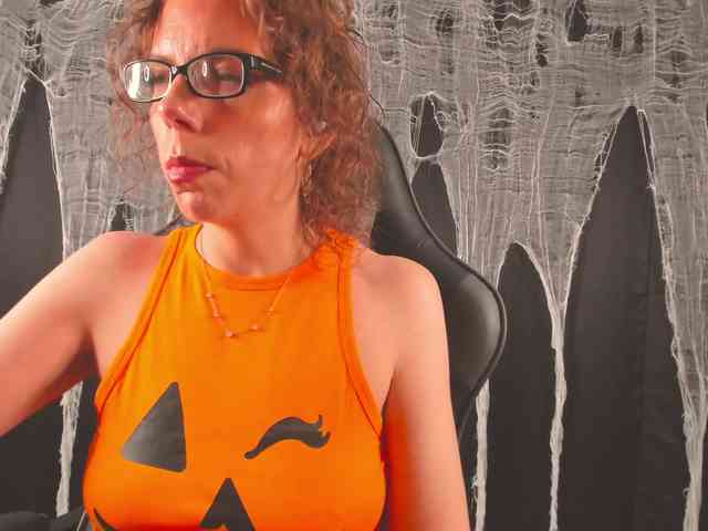 SaraDesireXO webcam