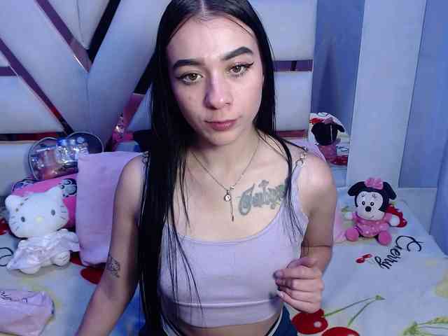 GabyThompson webcam