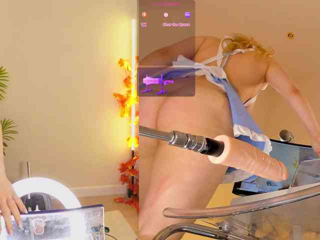 SexyBlondeDoll webcam