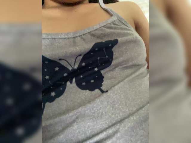 Alliyah69 webcam