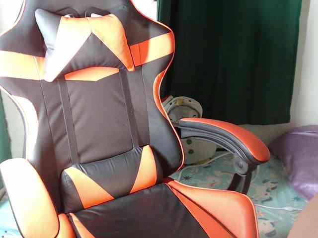 Enchantressxxshaira webcam