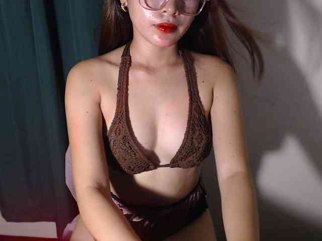 Enchantressxxshaira webcam
