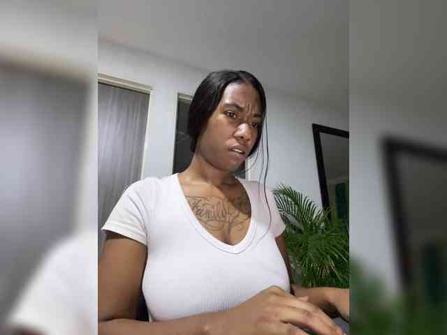 ReginaCorleone webcam