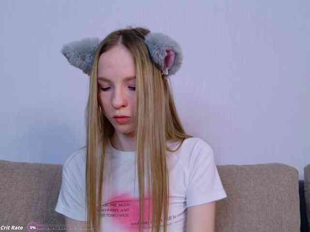 b4by-Emilia webcam