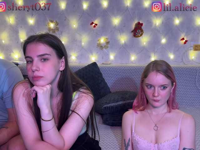 Entra en el chat con el modelo Maliinaa Maliinaa