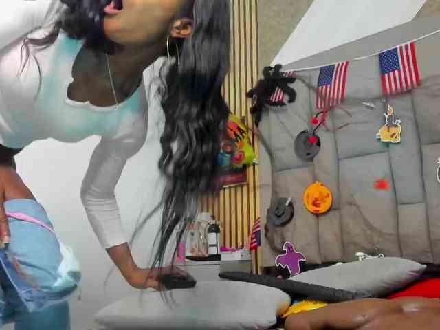 daffnelewis webcam