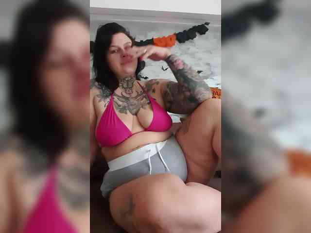 CannabisQueen webcam