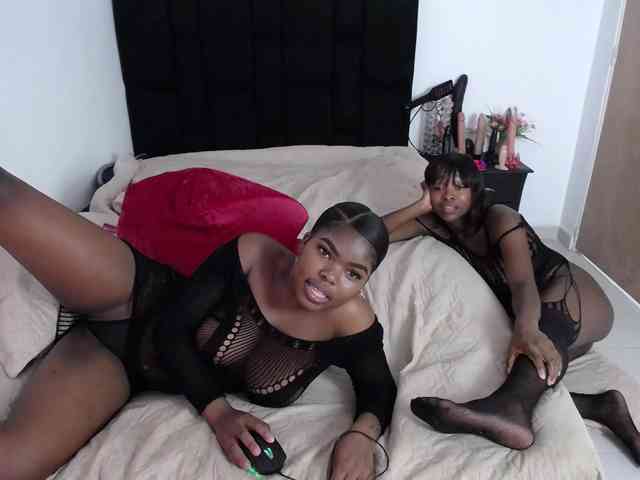 angelineYasminlove webcam