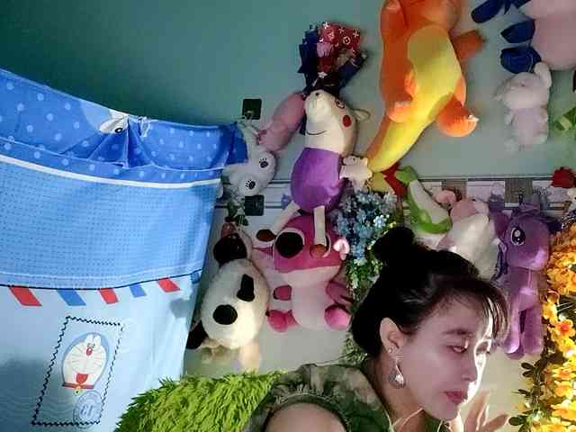 Youngsee69 webcam