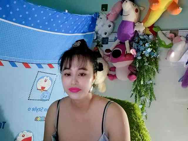 Youngsee69 webcam