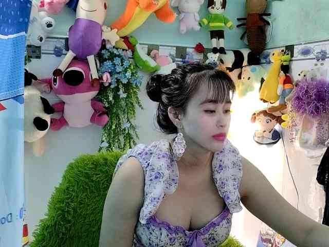 Youngsee69 webcam