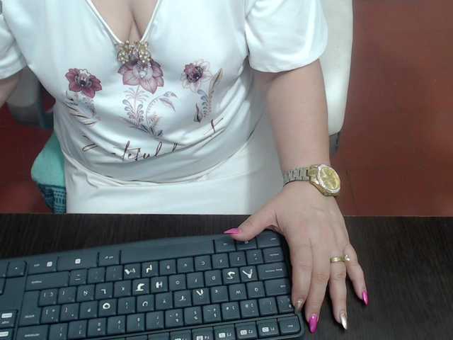 leonela webcam