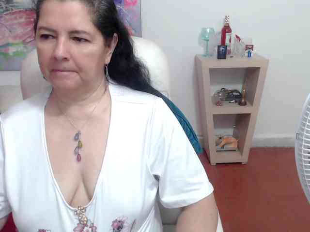 leonela webcam
