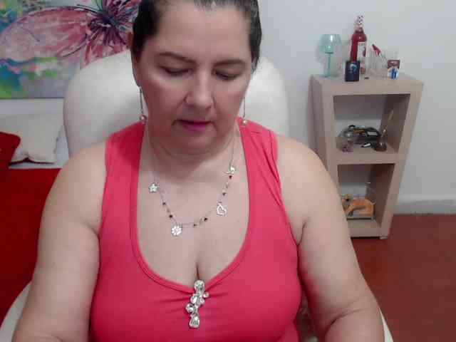 leonela webcam