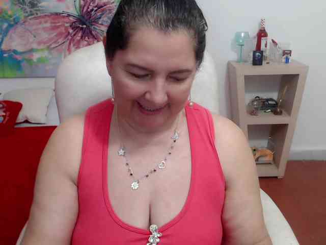 leonela webcam