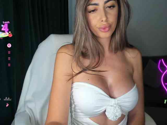 DivineFlair webcam