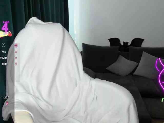 DivineFlair webcam