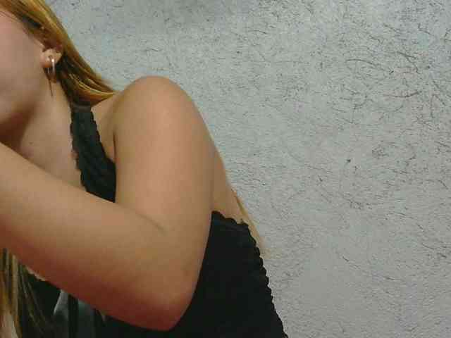 Stylishgirl091602 webcam