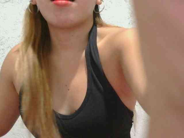 Stylishgirl091602 webcam