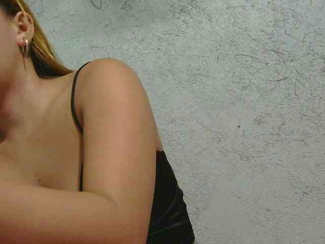 Stylishgirl091602 webcam