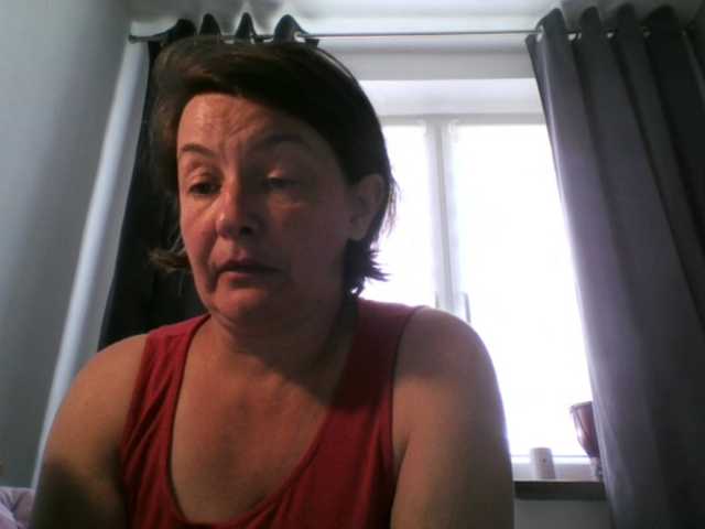 EleanorHoney webcam