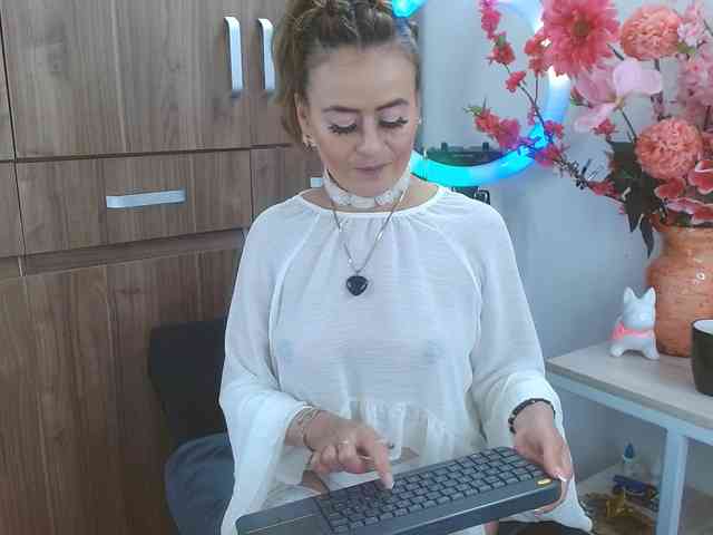 MAGHENTA webcam