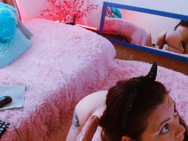 Carlared webcam