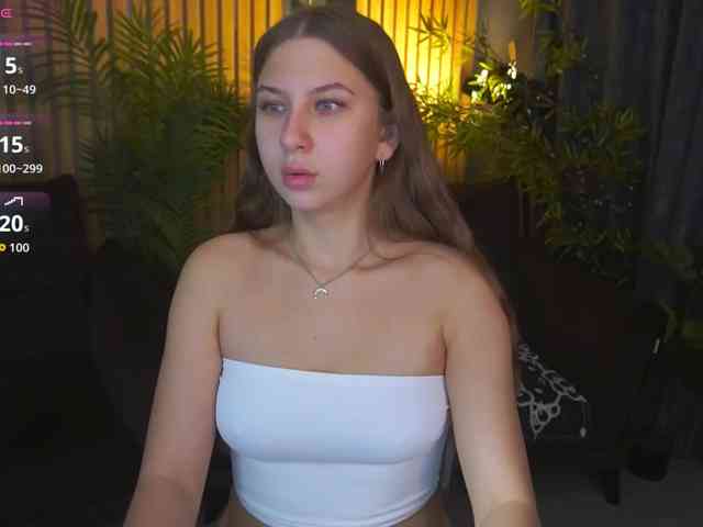AureliaBliss webcam
