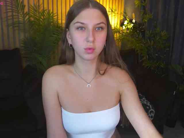 AureliaBliss webcam