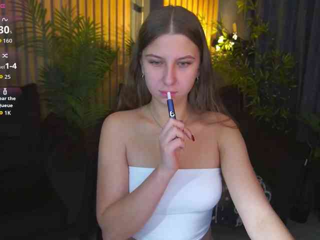 AureliaBliss webcam