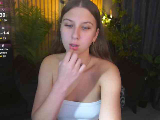 AureliaBliss webcam