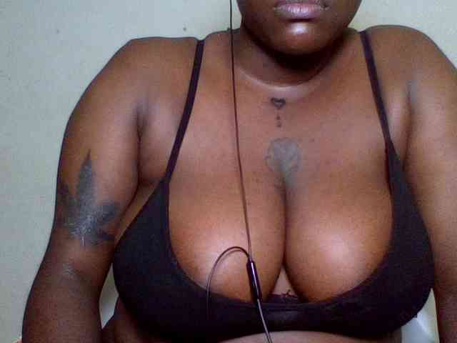 Afrobooty webcam