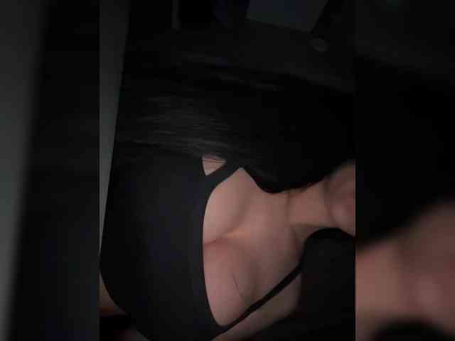 Angelina_kisa001 webcam