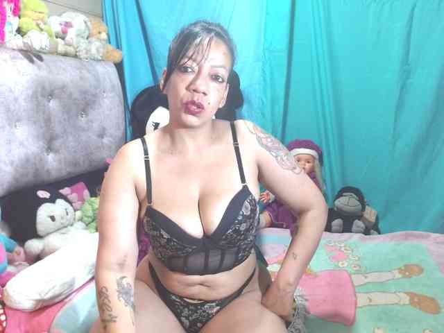 AISHA24 webcam