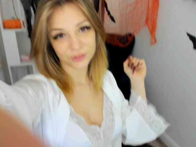 AmandaGrace webcam
