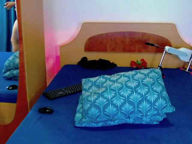 SophieRosenfeld webcam