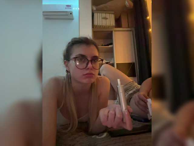 Entra en el chat con el modelo -Sweet-cats- -Sweet-cats-