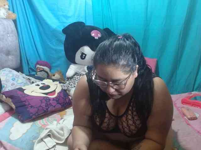AMARAA17 webcam