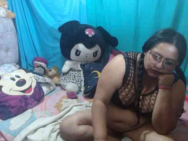 AMARAA17 webcam