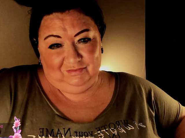 Alinahott1 webcam