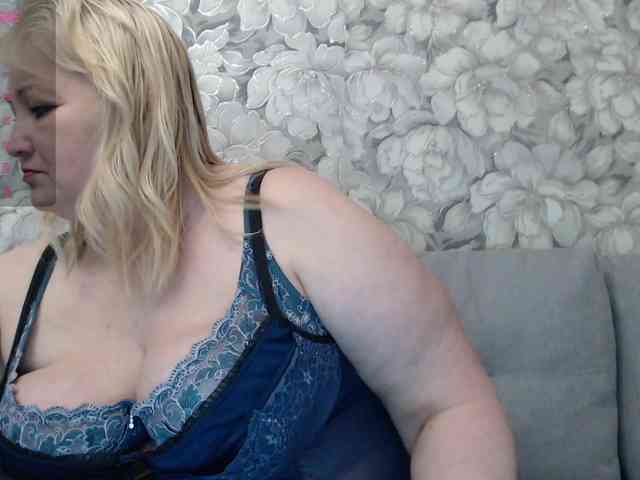 -Lady-X- webcam