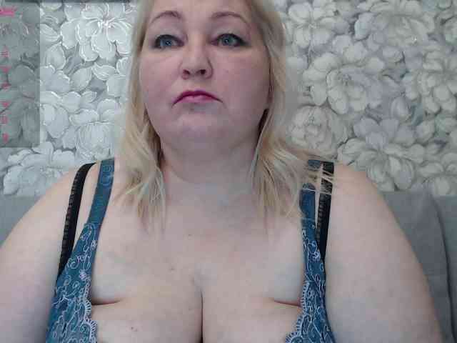 -Lady-X- webcam