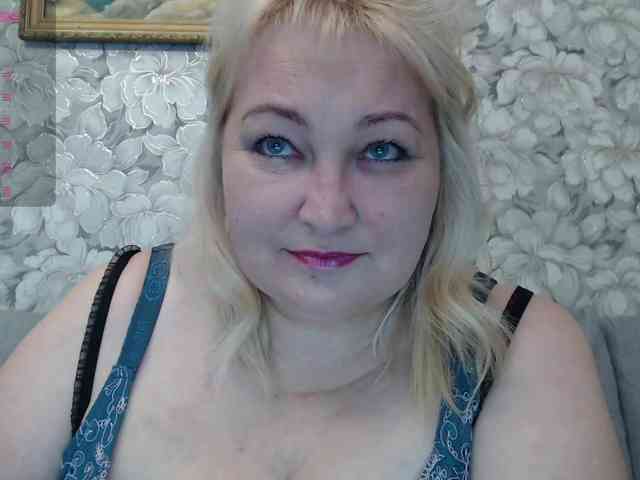 -Lady-X- webcam