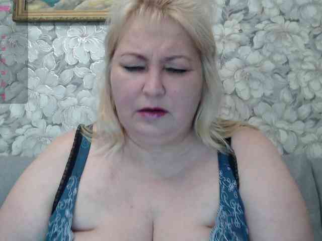 -Lady-X- webcam
