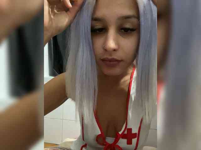 Nami13 webcam